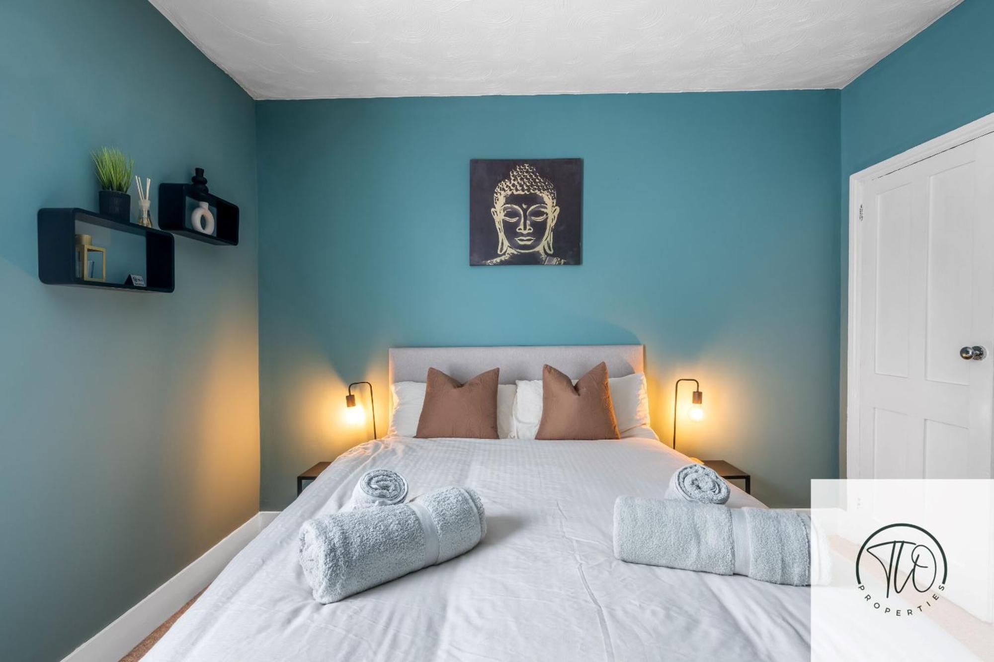 Shamrock House- 2br Housew, Garden & Wifi Holiday home *